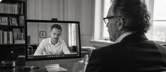 SEO für Anwälte: Kick-off-Call per Video zwischen Anwalt und SEO-Berater